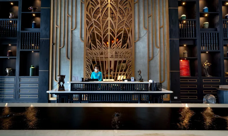 Behind the Counter After Midnight: The Night-Shift Hospitality Workers Who Never Seem to Leave