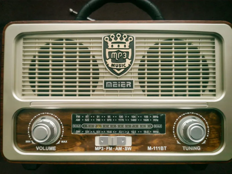 Tuned Into the Void: The Disturbing Transmissions Hiding in America's Dead Radio Frequencies